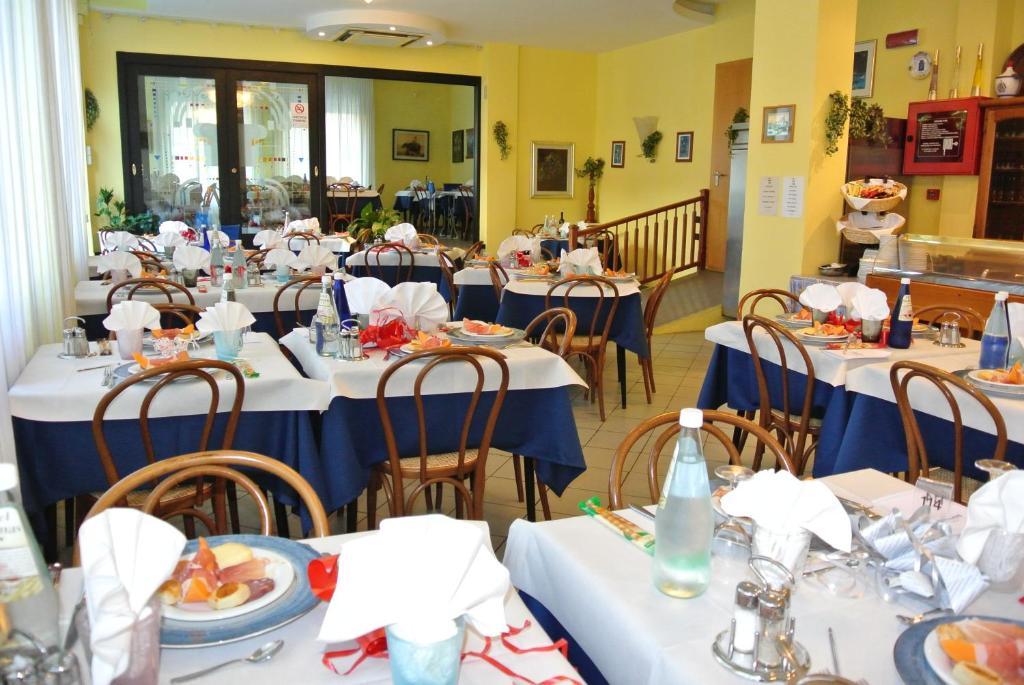 Hotel Bahamas Lido Di Savio Eksteriør bilde